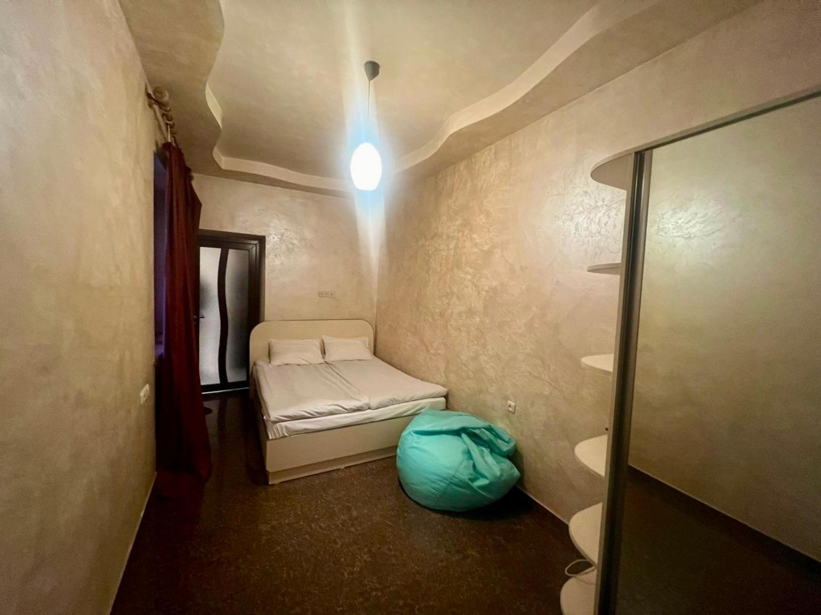 Luxury Apartment With Jacuzzi On Republic Square Ereván Exterior foto